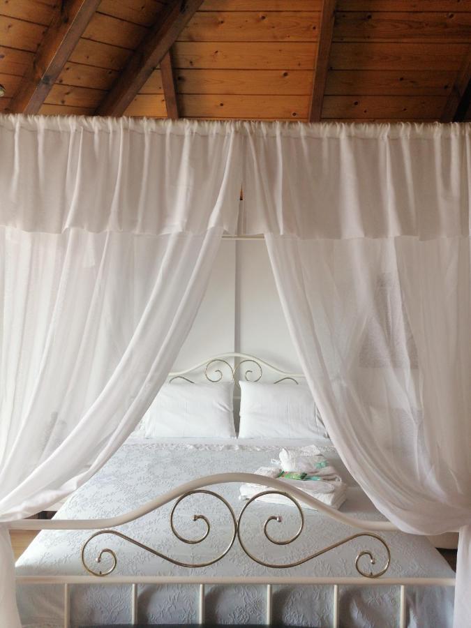 Suite In Front Of The Sea Nea Thesi エクステリア 写真